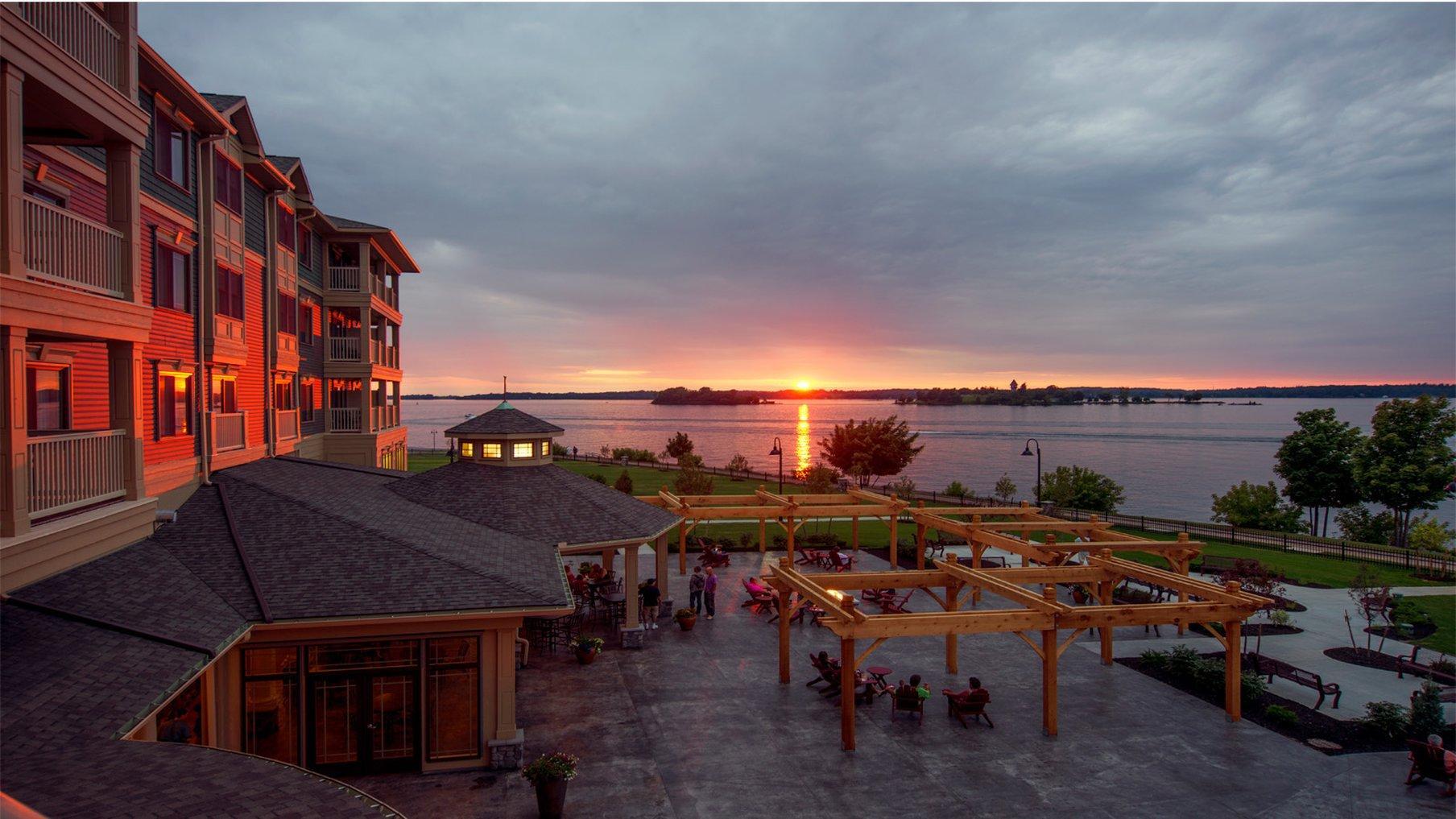 1000 Islands Harbor Hotel Клейтън Екстериор снимка
