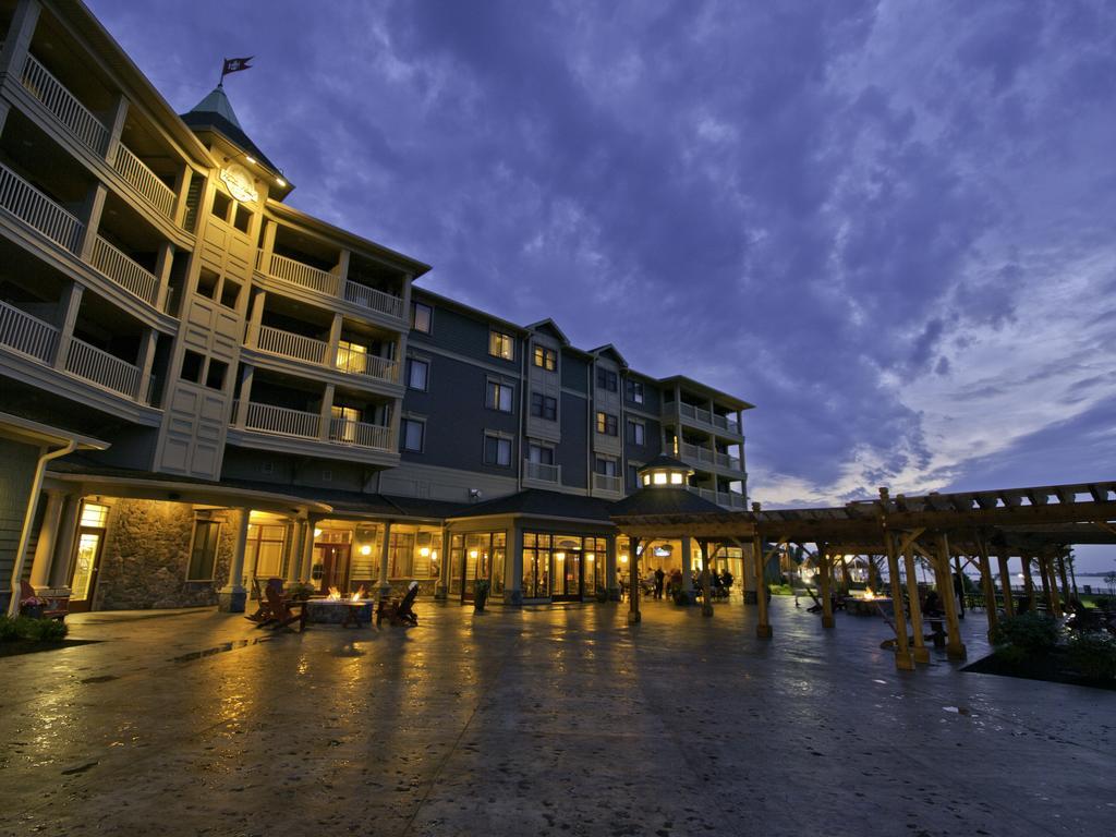 1000 Islands Harbor Hotel Клейтън Екстериор снимка