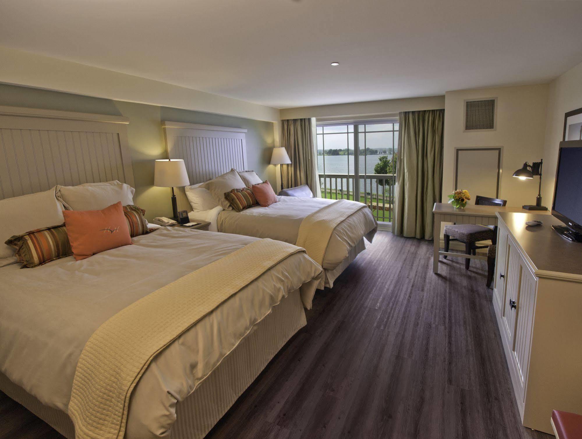 1000 Islands Harbor Hotel Клейтън Екстериор снимка